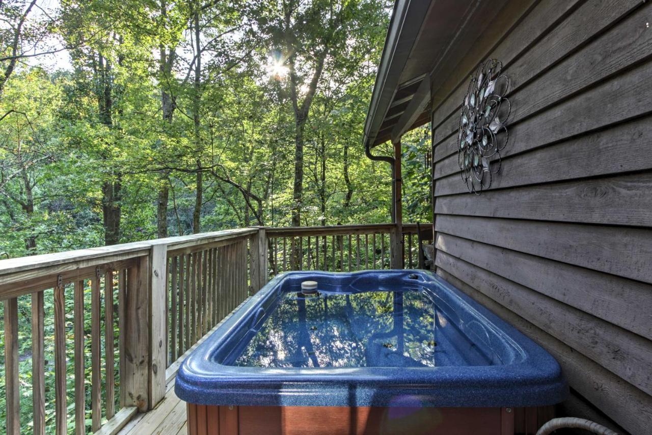 Gatlinburg Home With Hot Tub About 4 Mi To Town! المظهر الخارجي الصورة