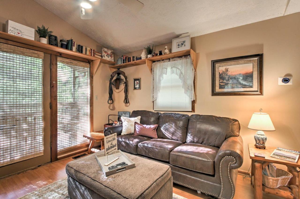 Gatlinburg Home With Hot Tub About 4 Mi To Town! المظهر الخارجي الصورة