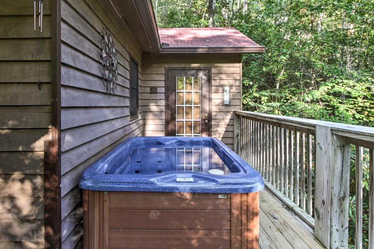 Gatlinburg Home With Hot Tub About 4 Mi To Town! المظهر الخارجي الصورة